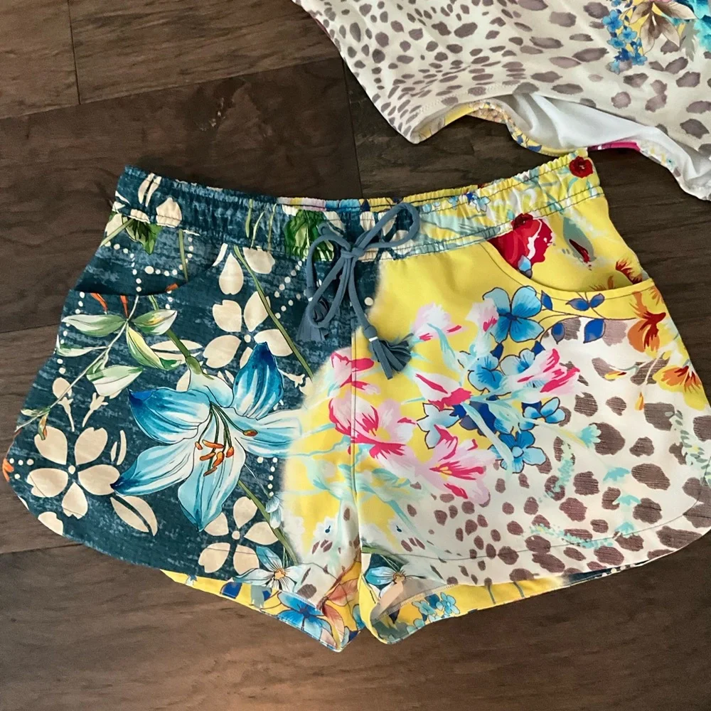 Johnny Was Floral Leopard Print Swimsuit and Shorts Set - Picture 4 of 7